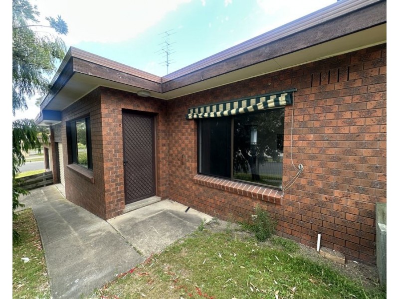 2/9 Coates Road, Lakes Entrance VIC 3909