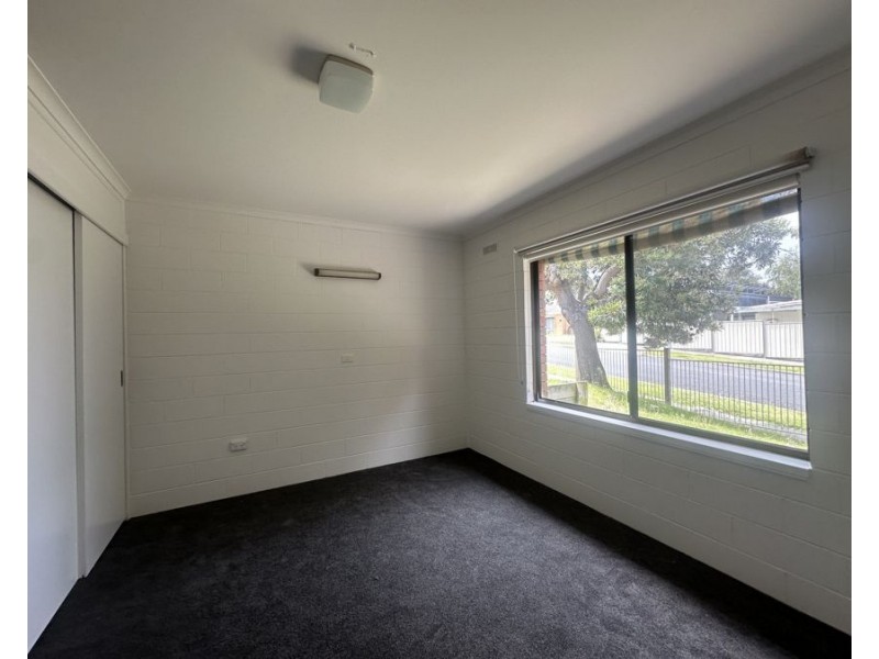 2/9 Coates Road, Lakes Entrance VIC 3909