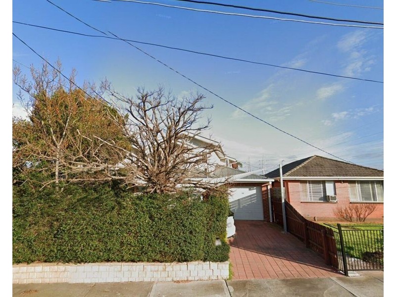 15a Stradbroke Drive, St Albans VIC 3021