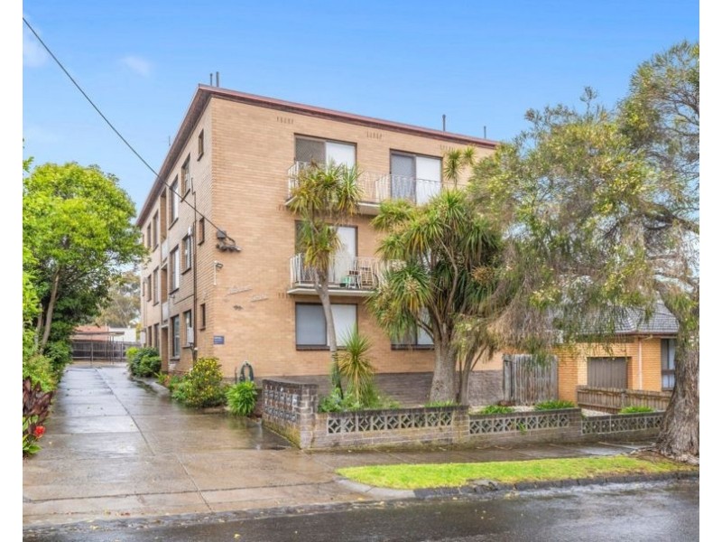 4/33 Warner Street, Essendon VIC 3040
