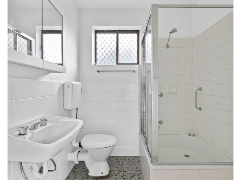 4/33 Warner Street, Essendon VIC 3040