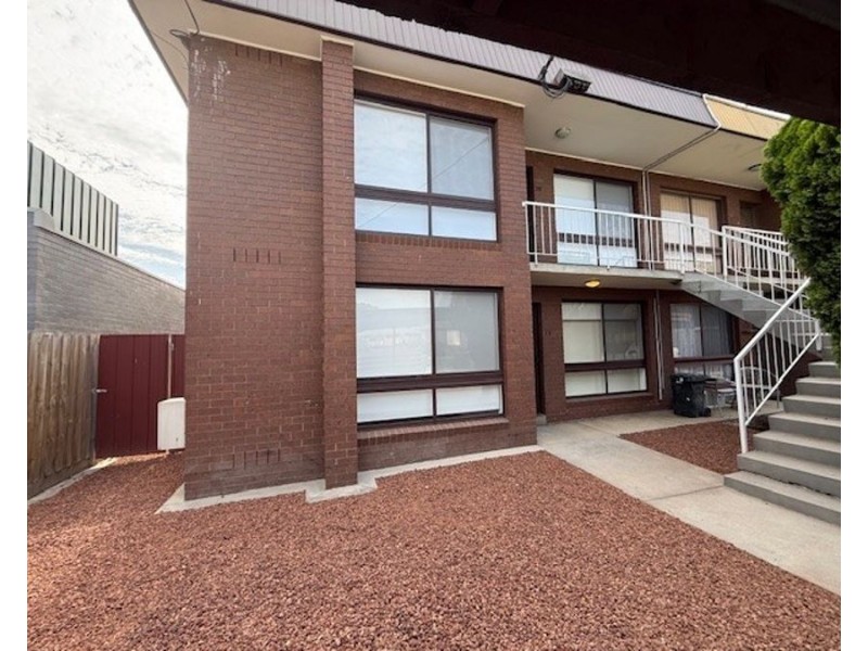 3/17 Saunders Street, Coburg VIC 3058
