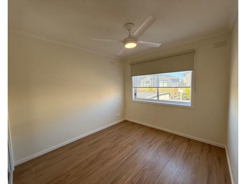3/17 Saunders Street, Coburg VIC 3058