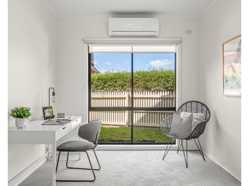 10 The Crest, Attwood VIC 3049