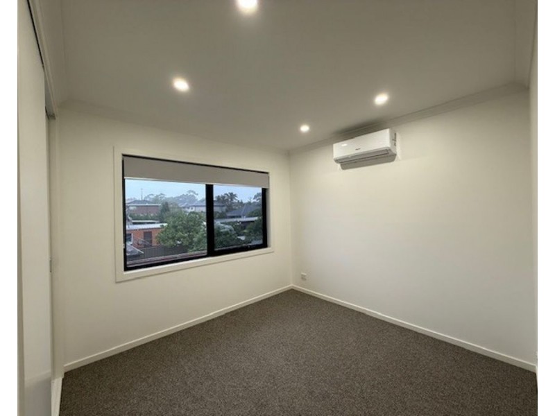 2/24 Kinross Street, Pascoe Vale VIC 3044