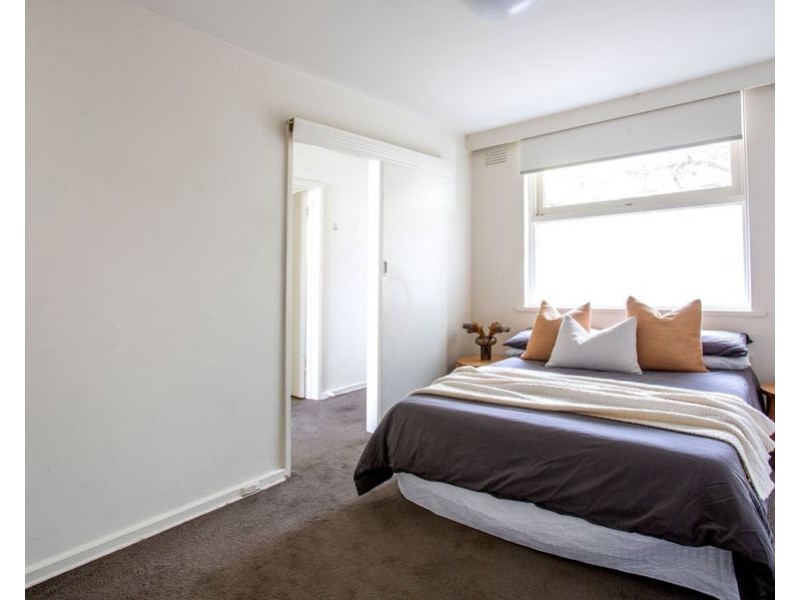 2/176 St Georges Road, Northcote VIC 3070