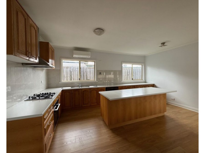 10 Navigator Street, Maribyrnong VIC 3032