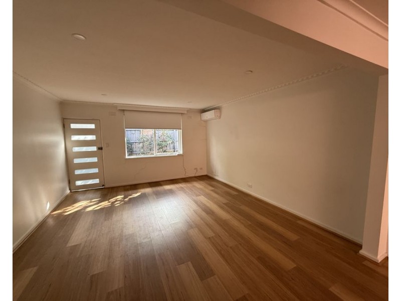 3/31 Garnet Street, Brunswick VIC 3056