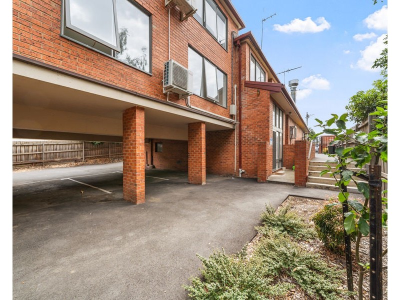 2/612 Moreland Road, Brunswick West VIC 3055
