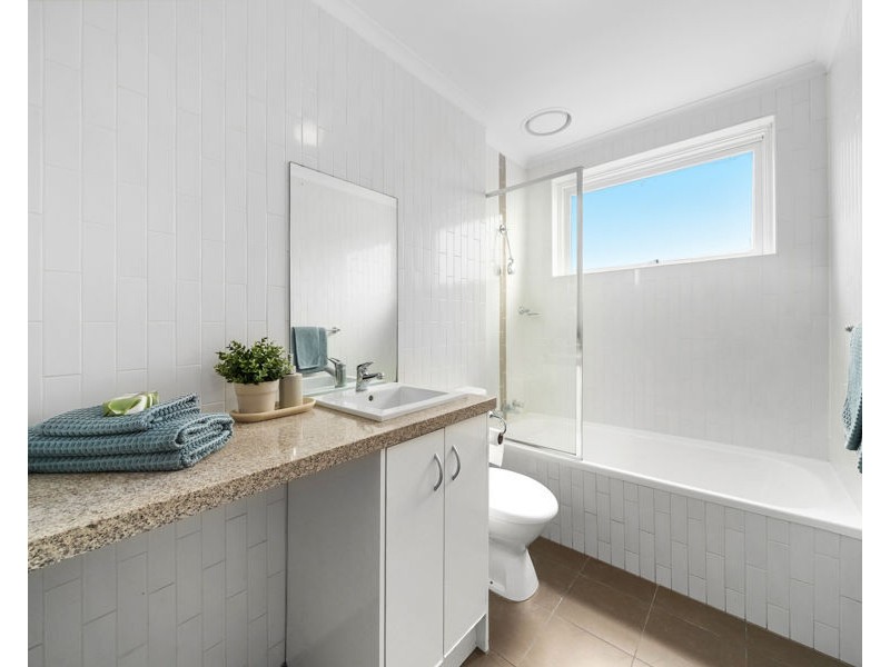 2/612 Moreland Road, Brunswick West VIC 3055