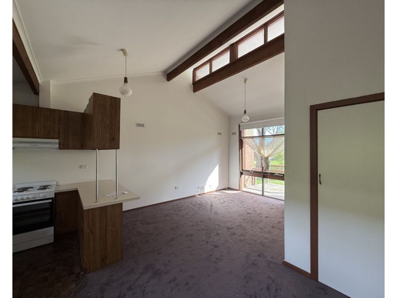 1/24 Owen Street, Brunswick West VIC 3055