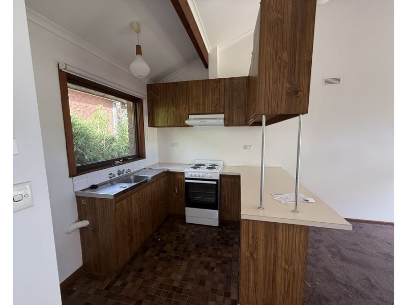 1/24 Owen Street, Brunswick West VIC 3055