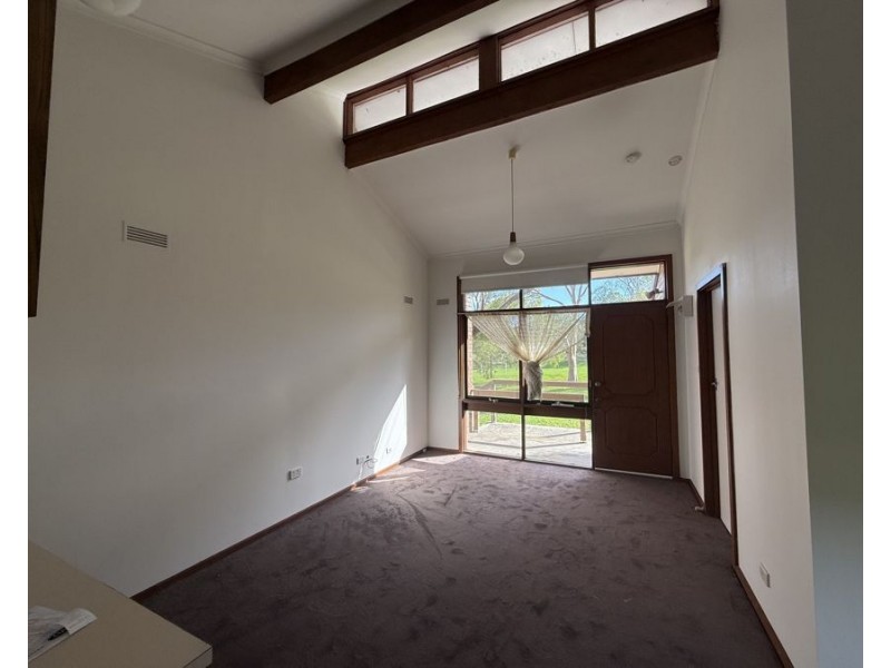 1/24 Owen Street, Brunswick West VIC 3055