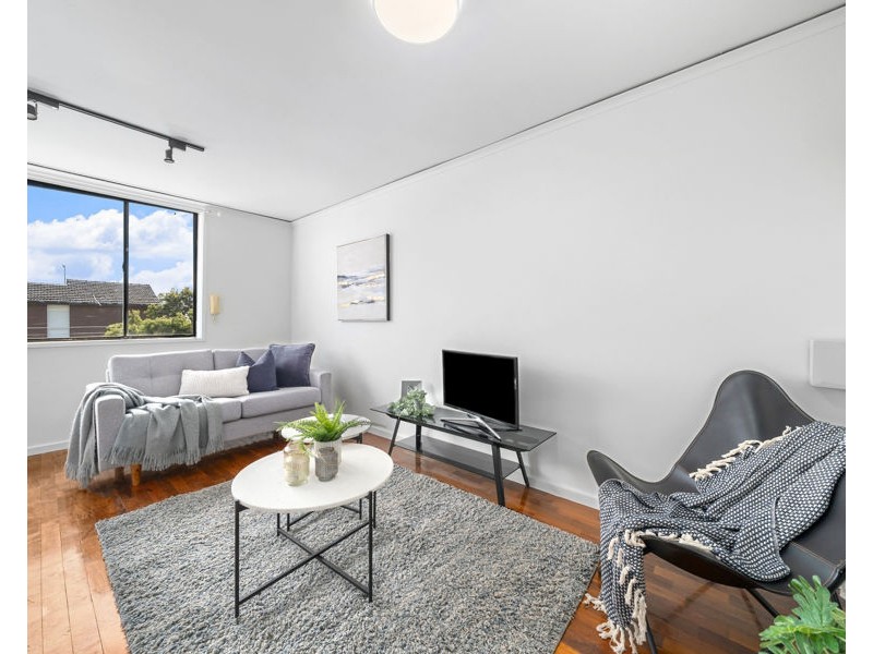 8/76 Heller Street, Brunswick West VIC 3055