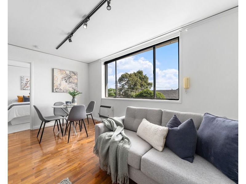 8/76 Heller Street, Brunswick West VIC 3055