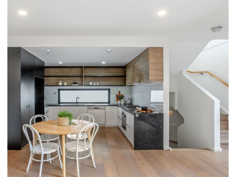 3/4 Grover Street, Pascoe Vale VIC 3044