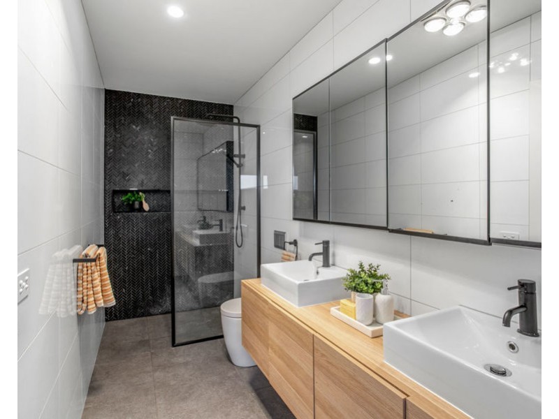 3/4 Grover Street, Pascoe Vale VIC 3044