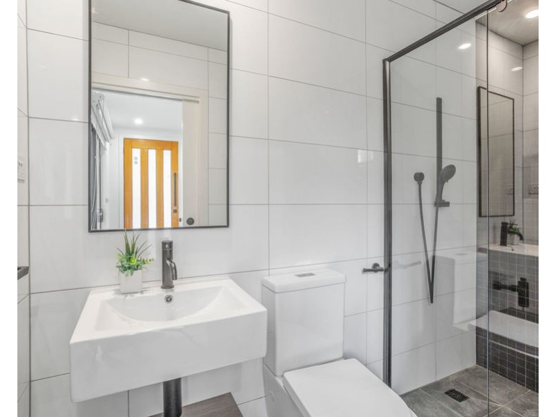 3/4 Grover Street, Pascoe Vale VIC 3044