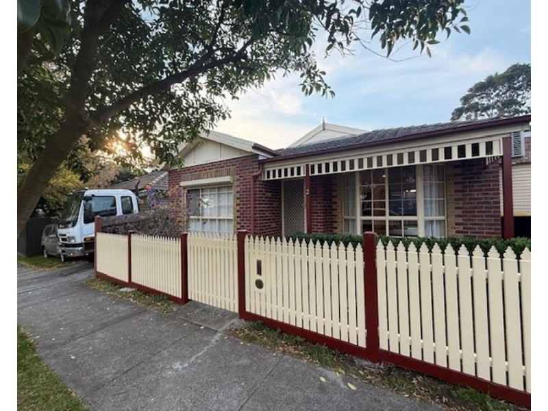 2 Muntz Avenue, Glenroy VIC 3046