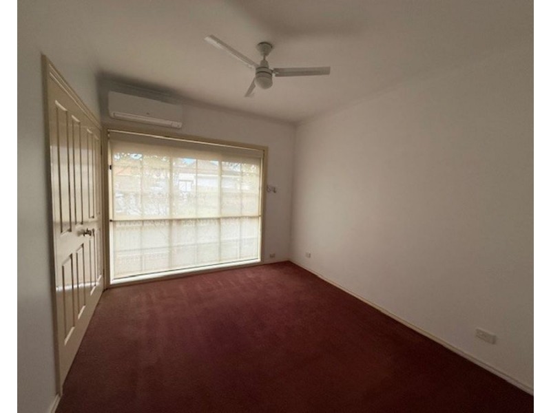 2 Muntz Avenue, Glenroy VIC 3046