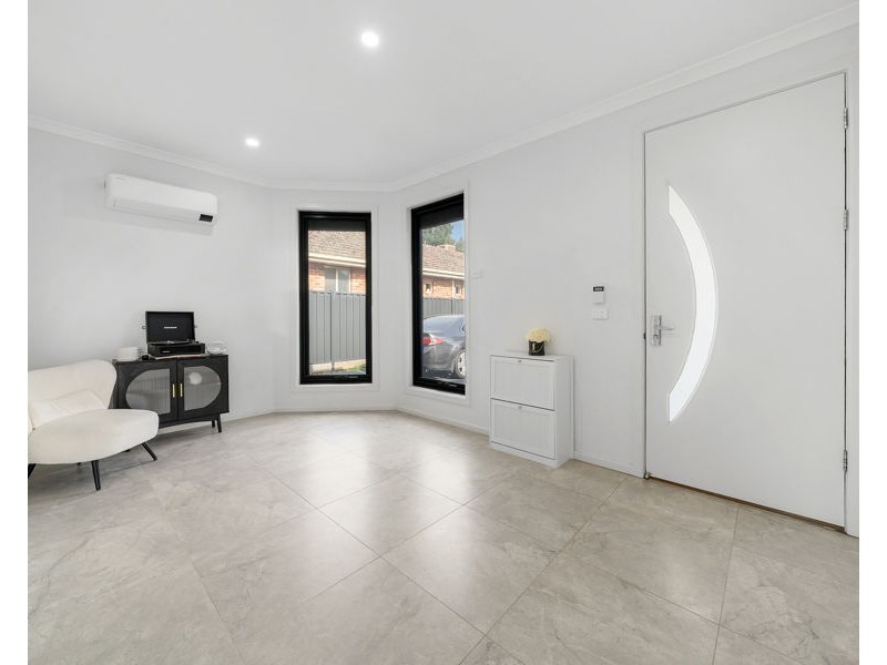 2/6 Lesleigh Street, Fawkner VIC 3060