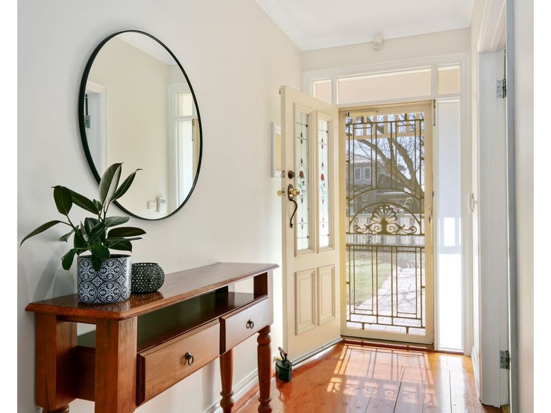 1 Devon Road, Pascoe Vale VIC 3044
