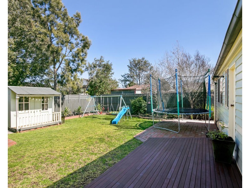 1 Devon Road, Pascoe Vale VIC 3044