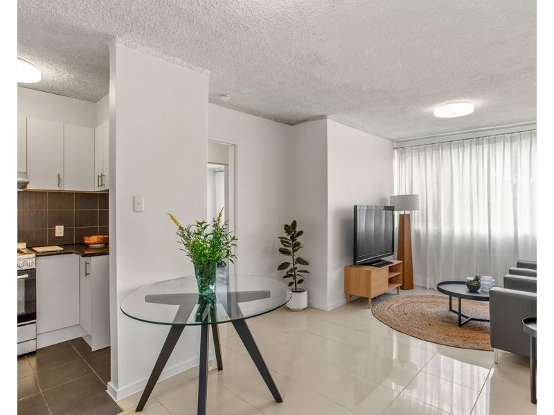 8/2 Alice Street, Coburg VIC 3058