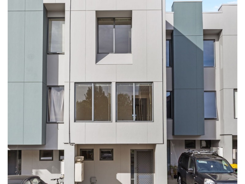 33 Beaumonde Street, Coburg VIC 3058
