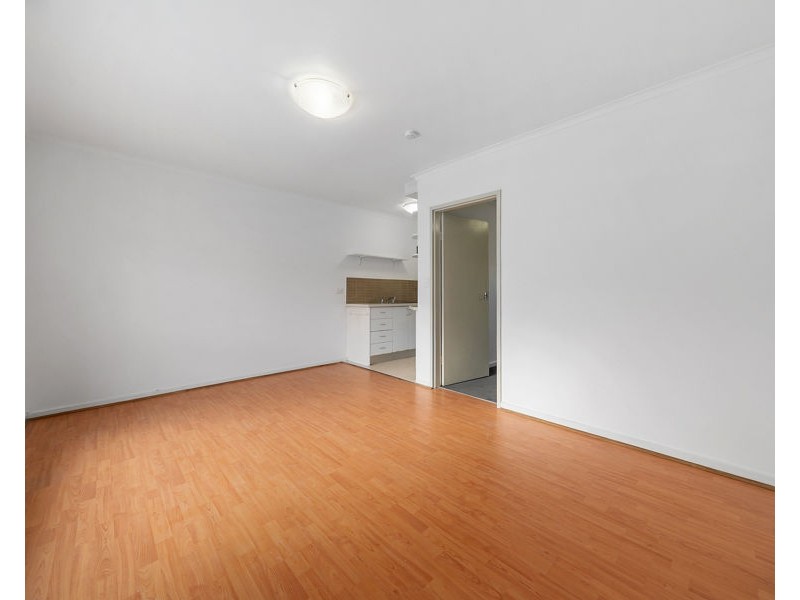 9/6 Garnet Street, Brunswick VIC 3056