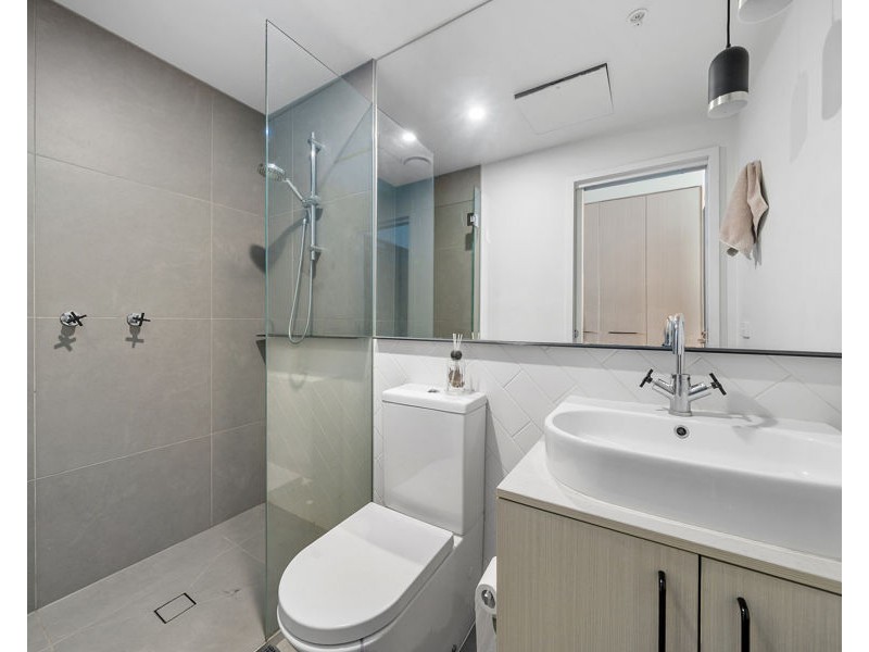 808/20 Shamrock Street, Abbotsford VIC 3067