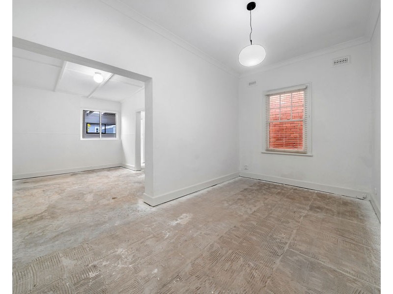 69 & 69a Moreland Road, Coburg VIC 3058