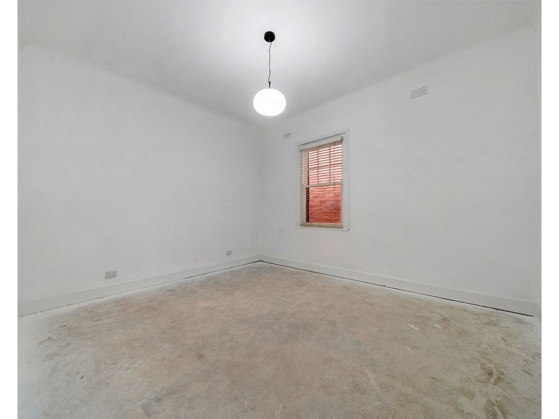 69 & 69a Moreland Road, Coburg VIC 3058