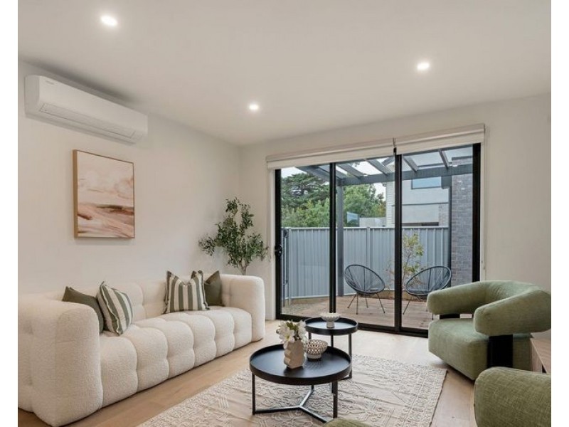 1/9 Eumarella Street, Tullamarine VIC 3043