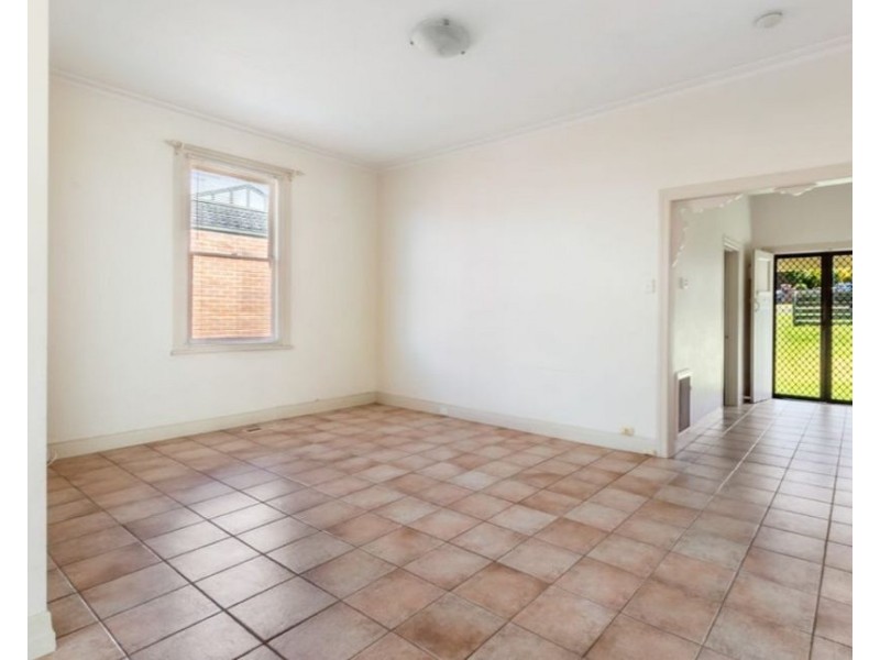 77 Purinuan Road, Reservoir VIC 3073