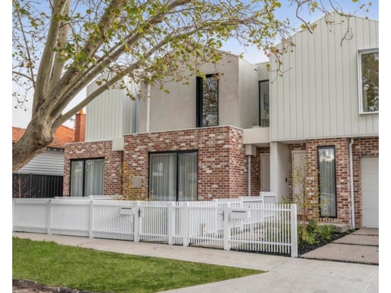 16b Gladstone Street, Coburg VIC 3058