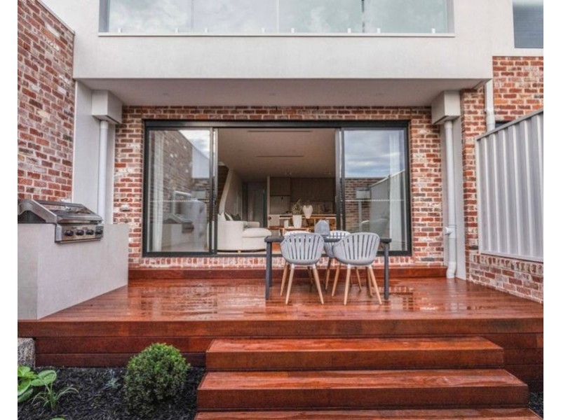 16b Gladstone Street, Coburg VIC 3058