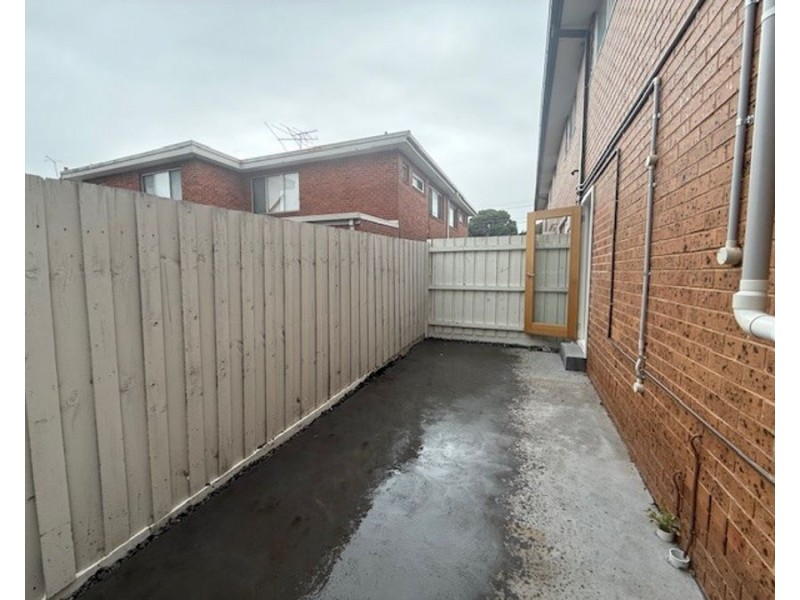 3/34 Collier Crescent, Brunswick VIC 3056