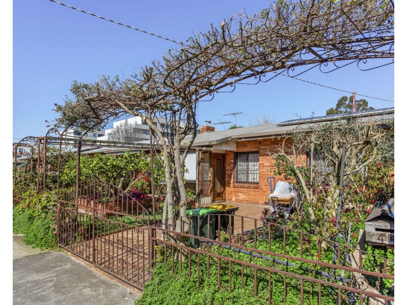41 Peacock Street, Brunswick West VIC 3055