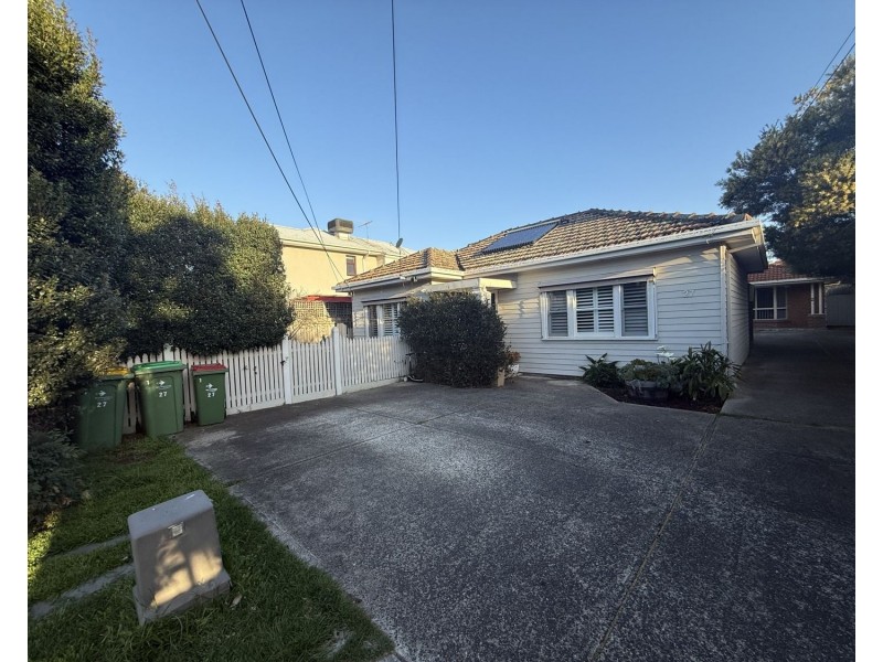 1/27 Middle Road, Maribyrnong VIC 3032