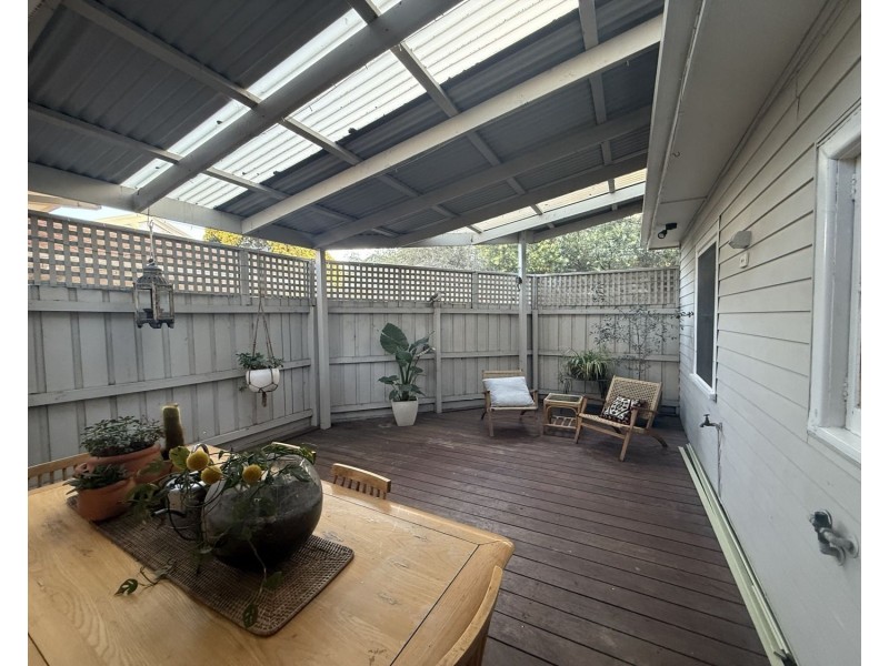 1/27 Middle Road, Maribyrnong VIC 3032