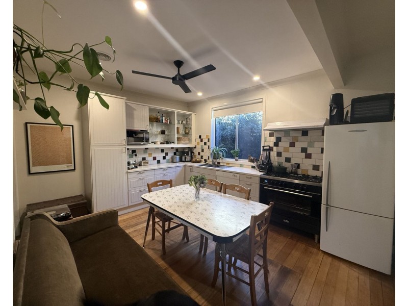 1/27 Middle Road, Maribyrnong VIC 3032