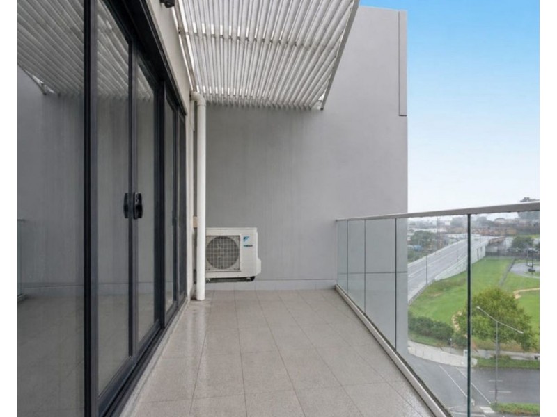 805/80 Cheltenham Road, Dandenong VIC 3175
