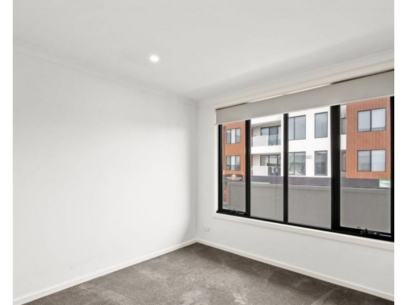 111/4 Highlander Drive, Craigieburn VIC 3064