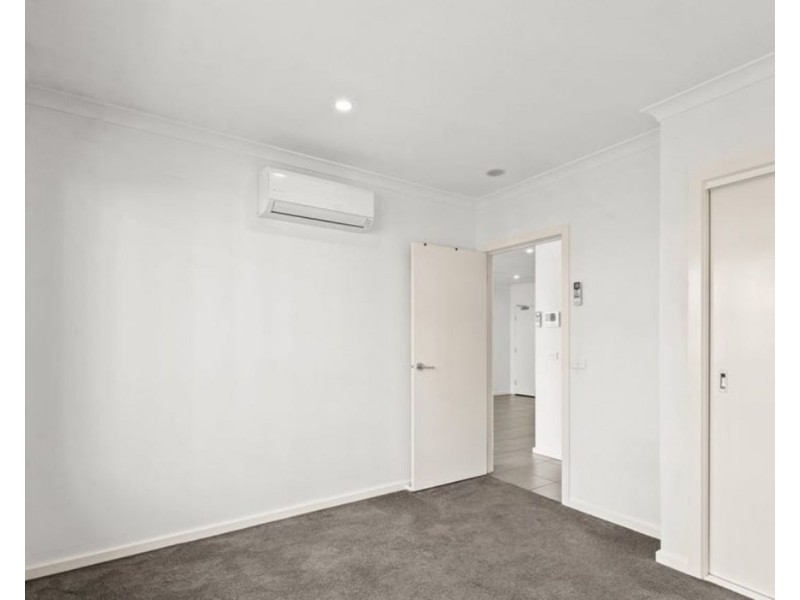111/4 Highlander Drive, Craigieburn VIC 3064