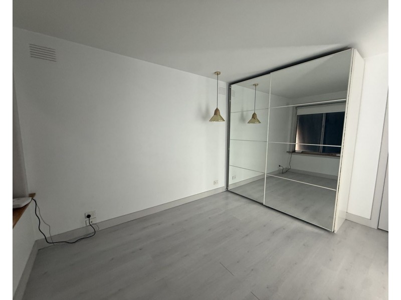 2/132 Hoffmans Road, Essendon VIC 3040