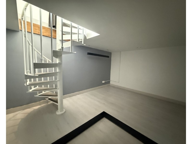 2/132 Hoffmans Road, Essendon VIC 3040