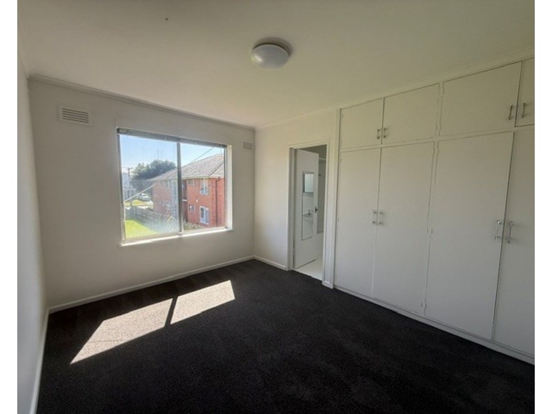 8/10 Adelaide Street, Murrumbeena VIC 3163