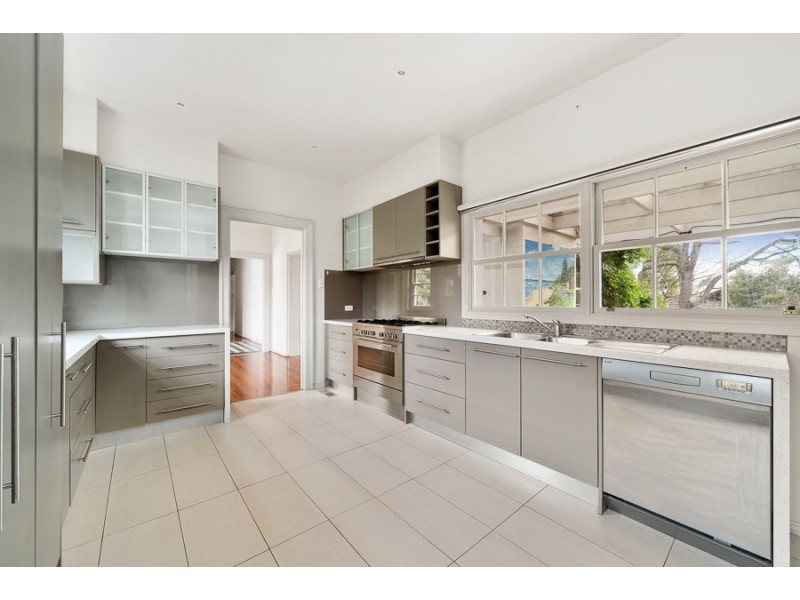 98-100 Kars Street, Frankston South VIC 3199