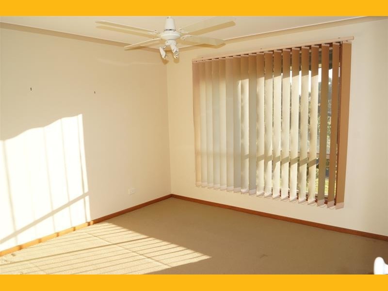 18 Quarrion Drive, Carrum Downs VIC 3201